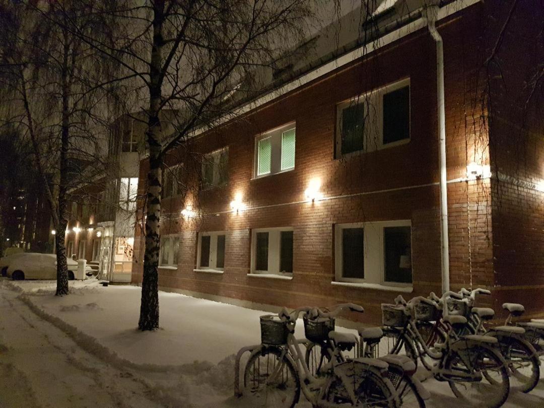 Vandrarhem Uppsala - Portalgatan Exterior foto